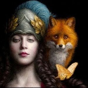 Meet your Posher, Claudia